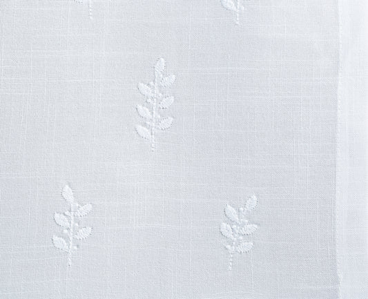 Laurel White Tablecloth