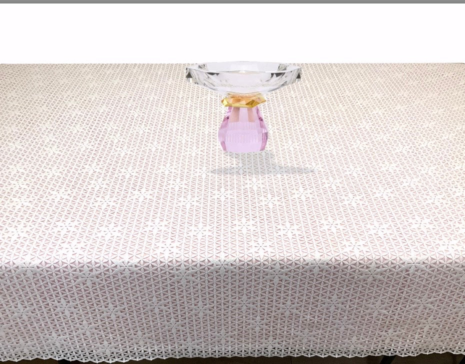 Eyelet Petal Tablecloth