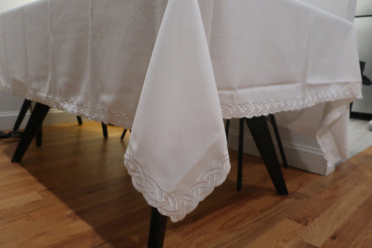 Braided Edge Tablecloth