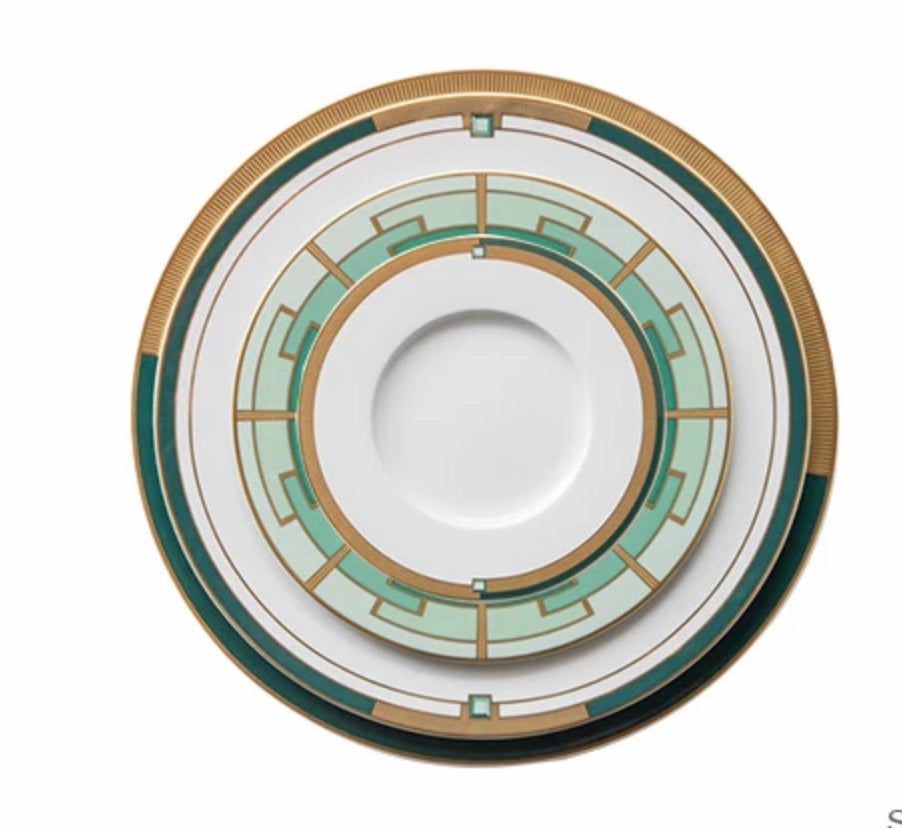 Prestige Dinnerware Set/4